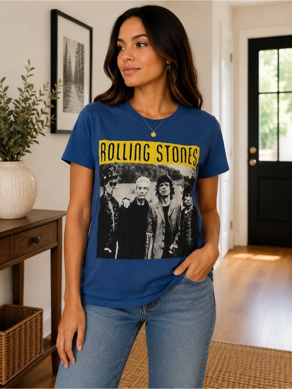 T-Shirt Addicts Navy Blue Rolling Stones Graphic Tee with Yellow Logo